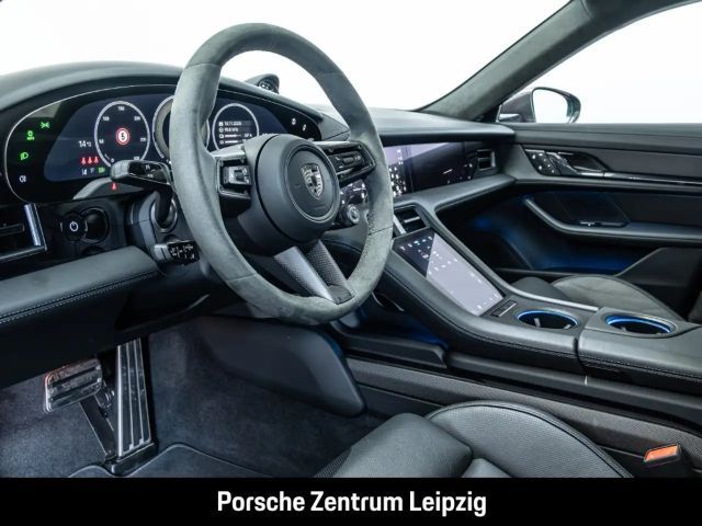 Porsche Taycan Turbo