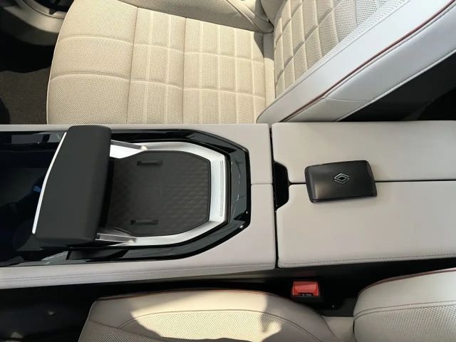 Renault Espace E-Tech Hybrid Iconic