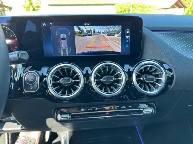 Mercedes-Benz B 200 Progressive