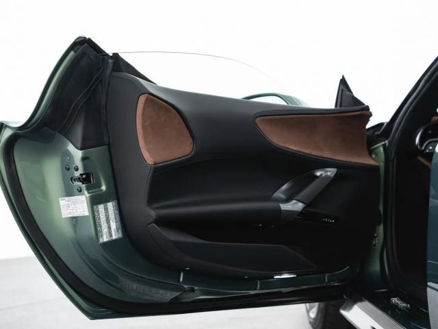 Ferrari SF90 Stradale