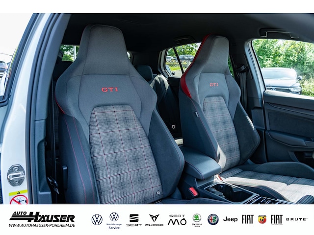 Volkswagen Golf 2.0 TSI DSG Golf VIII