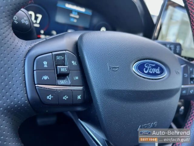 Ford Focus ST Line Wagon