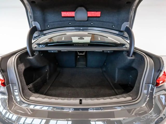 BMW 330 330i M-Sport Sedan xDrive