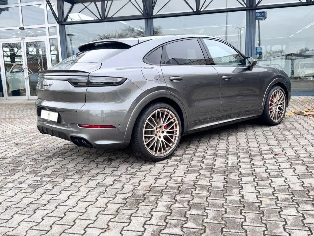 Porsche Cayenne GTS
