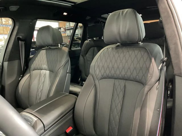 BMW X7 M 60i | Sitzbelüftung | Sky Lounge | Bowers & Wilkin