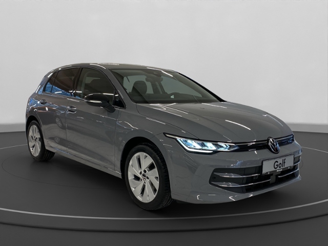 Volkswagen Golf 1.5 TSI Golf VIII