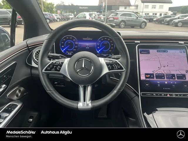 Mercedes-Benz EQE 300 Premium Sedan