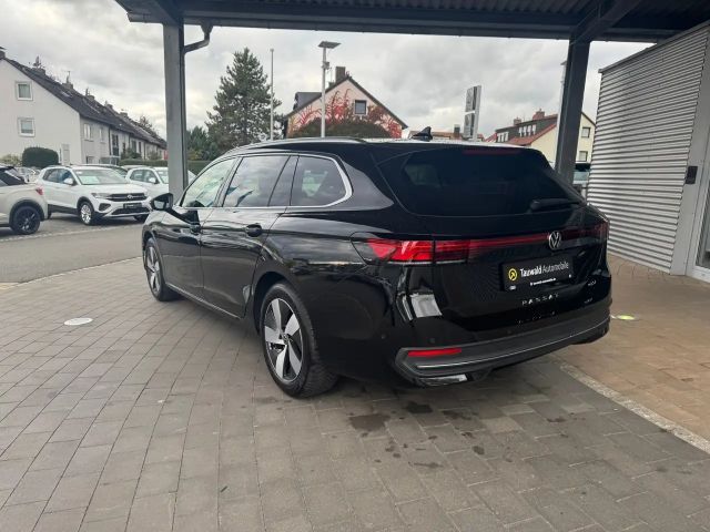 Volkswagen Passat 1.5 eTSI Business DSG Variant