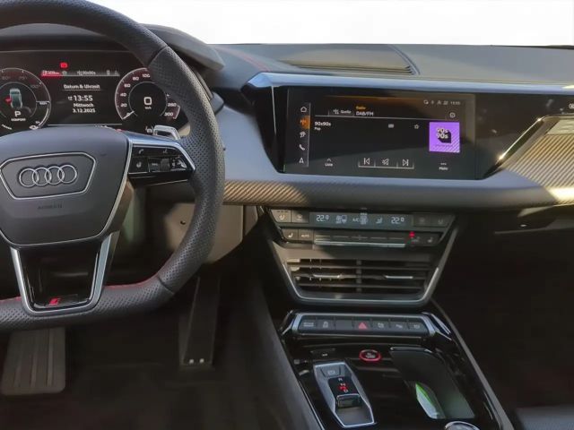 Audi RS e-tron GT Quattro