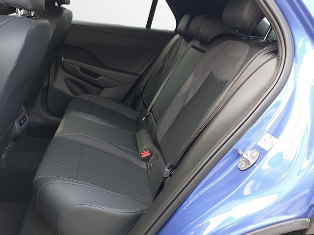 Volkswagen T-Roc 1.5 eTSI DSG R-Line