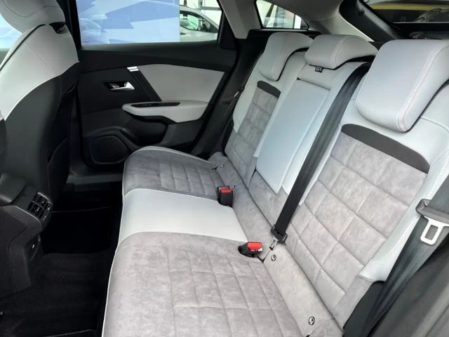 Citroën C4 Hybrid Max