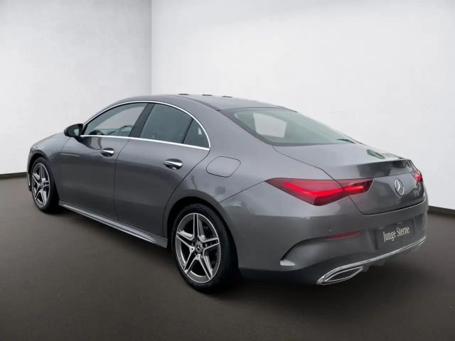Mercedes-Benz CLA 200 AMG Line CLA 200 d Coupé