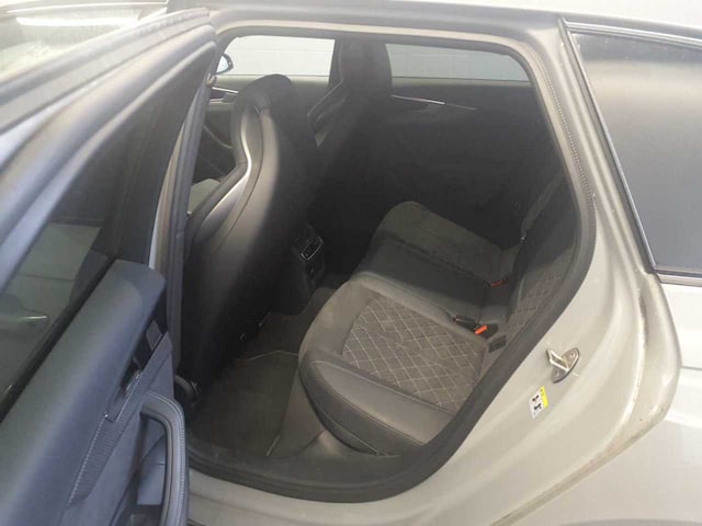 Audi RS4 Avant Quattro