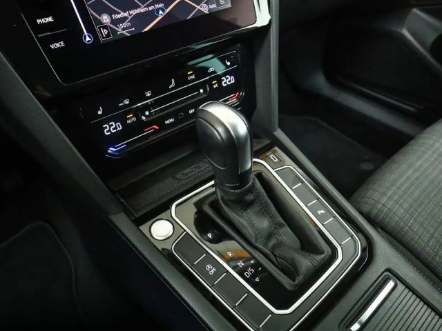 Volkswagen Passat 2.0 TDI Business DSG Variant