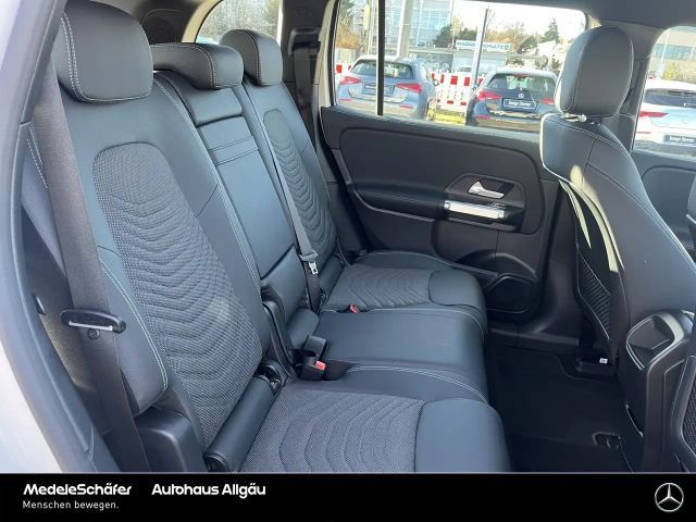 Mercedes-Benz EQB 300 4MATIC Progressive