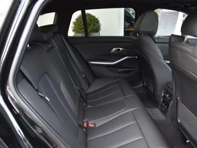 BMW 320 320d Touring