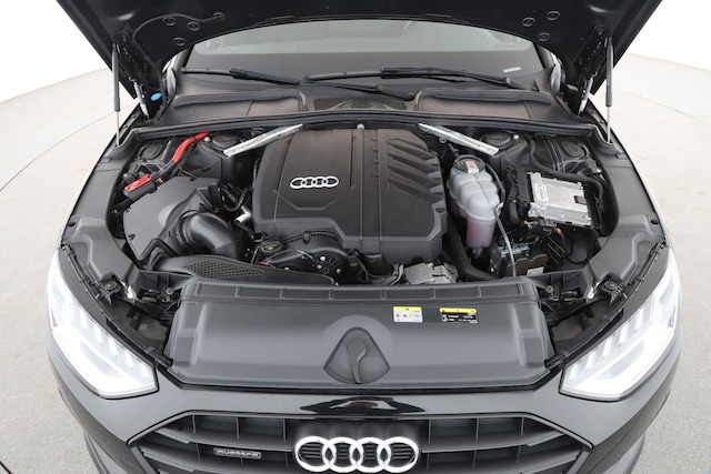 Audi A4 40 TFSI Avant Quattro S-Tronic
