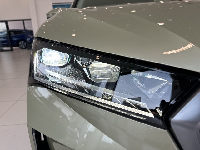 Skoda Superb 2.0 TDI Combi Selection