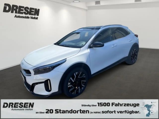Kia XCeed CRDi Hybrid Platinum Edition