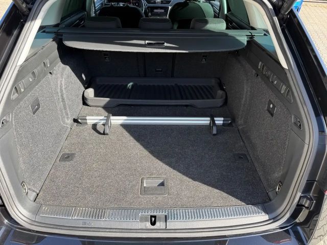 Skoda Superb 2.0 TDI Combi Style Style