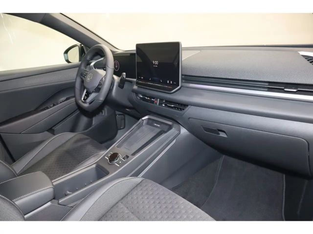 Volkswagen T-Roc 1.5 eTSI IQ.Drive R-Line Style