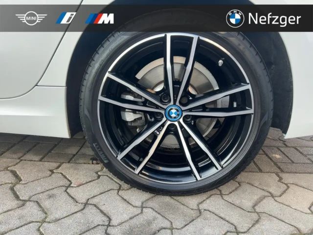 BMW 330 330e M-Sport Touring