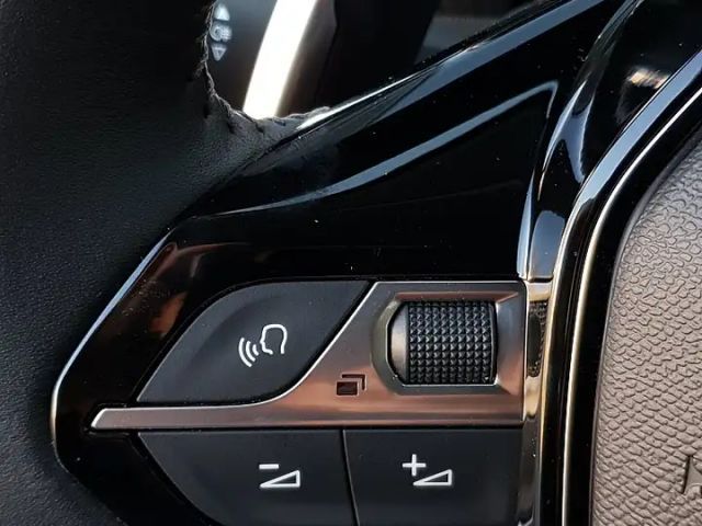 Peugeot 208 Allure Pack EAT8 PureTech