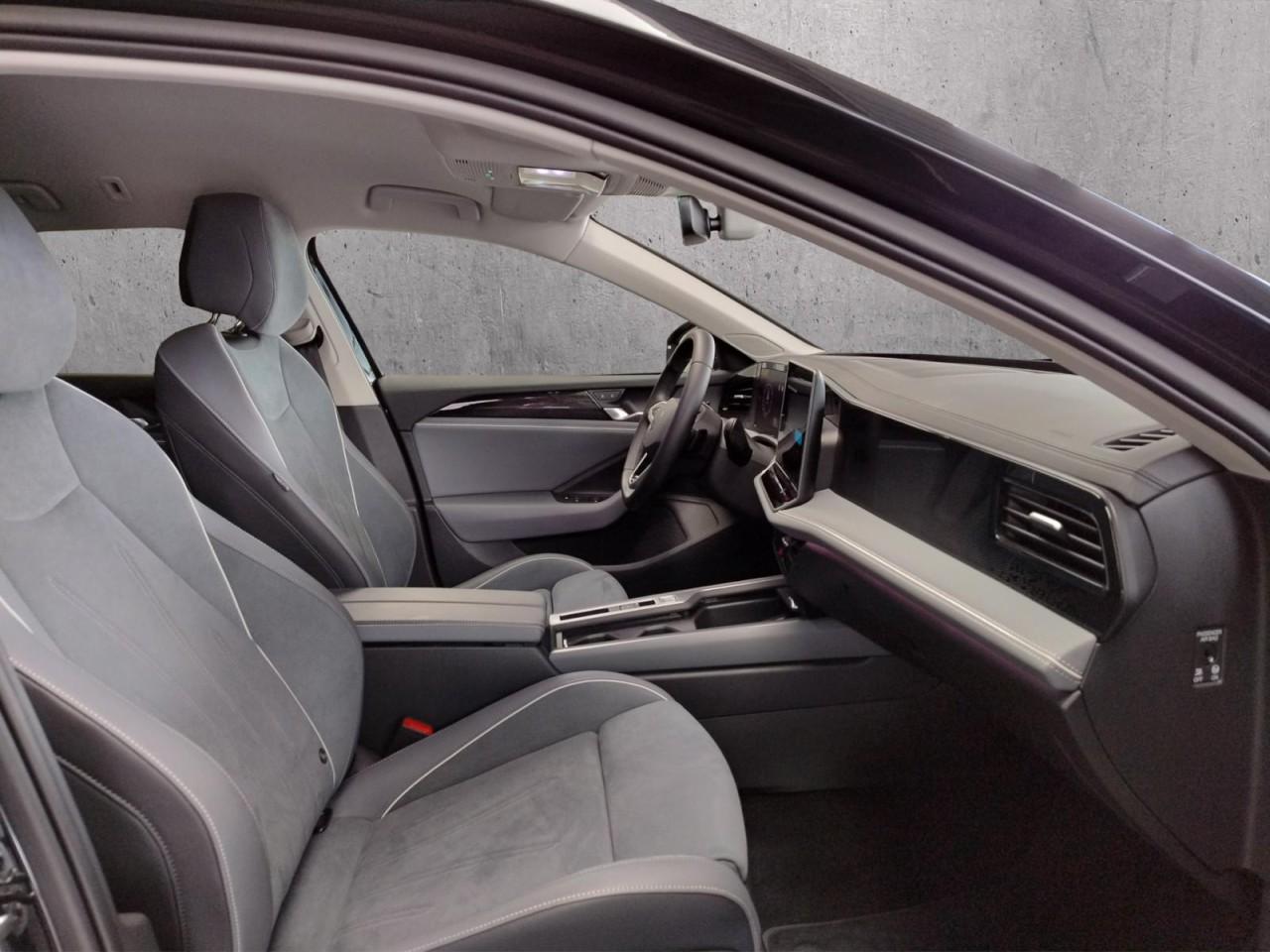 Volkswagen Passat 1.5 eTSI Business DSG Variant