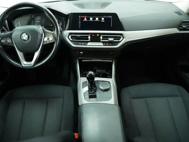 BMW 330 330i Advantage pakket Sedan