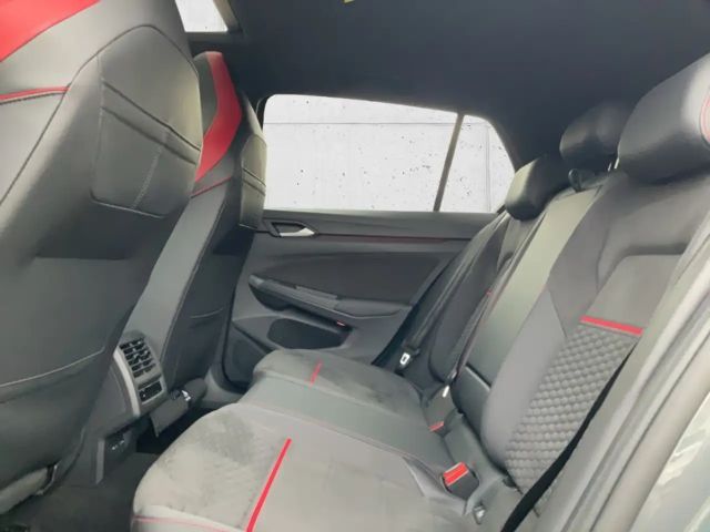 Volkswagen Golf 2.0 TSI Golf VIII