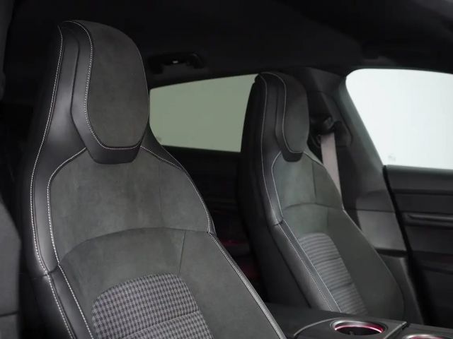 Porsche Taycan 4 Cross Turismo