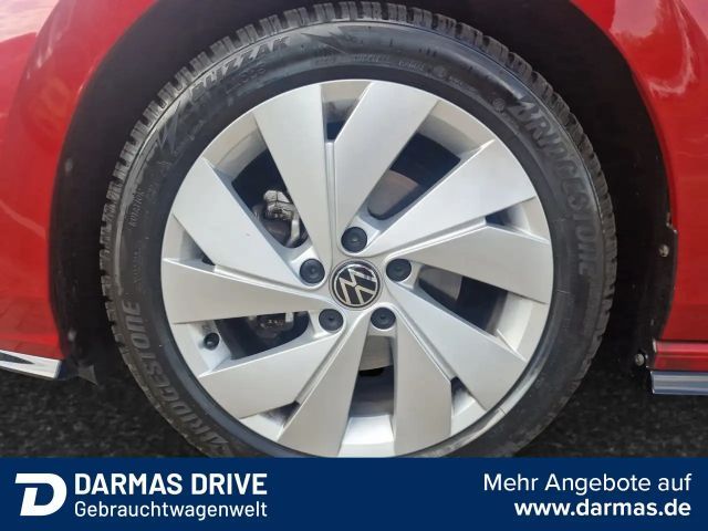 Volkswagen Golf 1.5 TSI R-Line