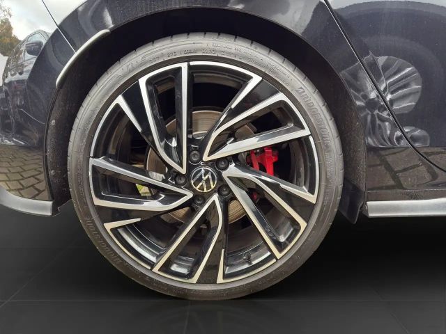 Volkswagen Golf DSG GTI Style