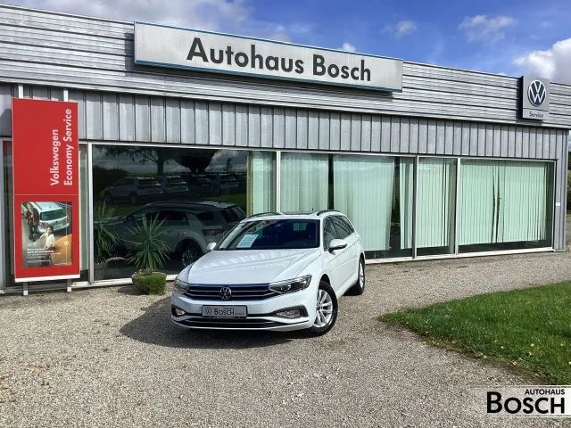 Volkswagen Passat 1.5 TSI Business DSG Variant