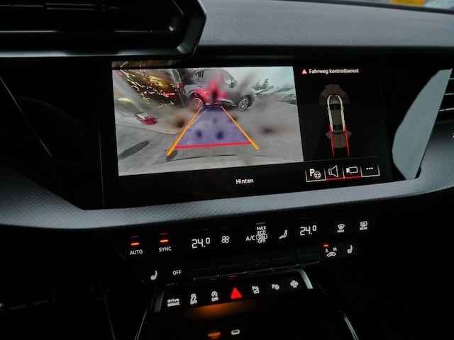 Audi RS3 Quattro S-Tronic Sedan