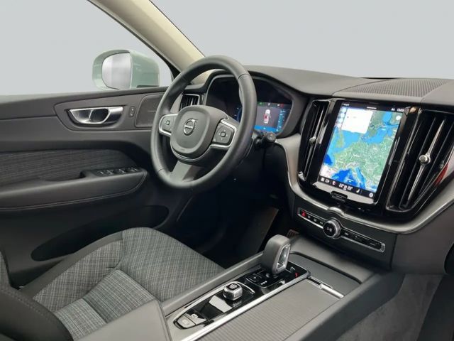 Volvo XC60 AWD Core