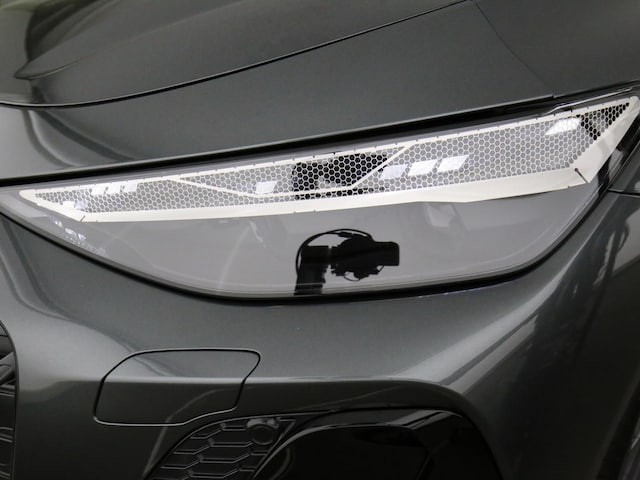 Audi A6 Avant Quattro S-Tronic