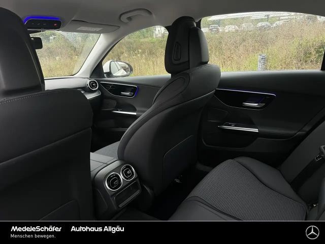 Mercedes-Benz C 180 AVANTGARDE Sedan