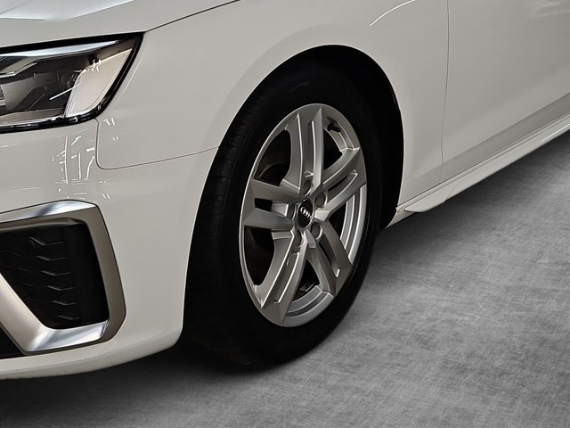 Audi A4 35 TFSI Avant S-Line S-Tronic
