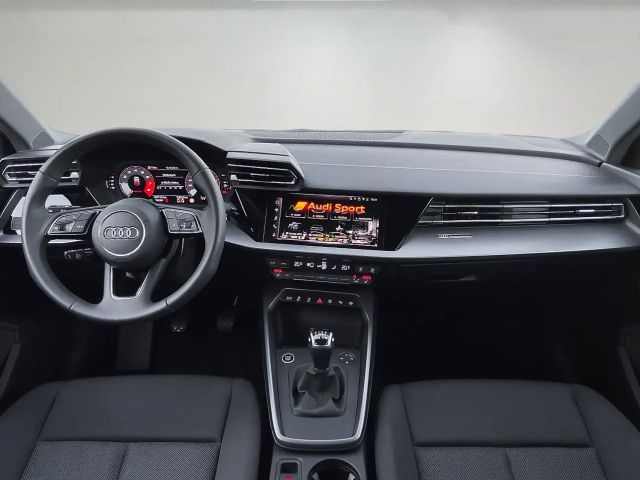 Audi A3 30 TFSI Sedan