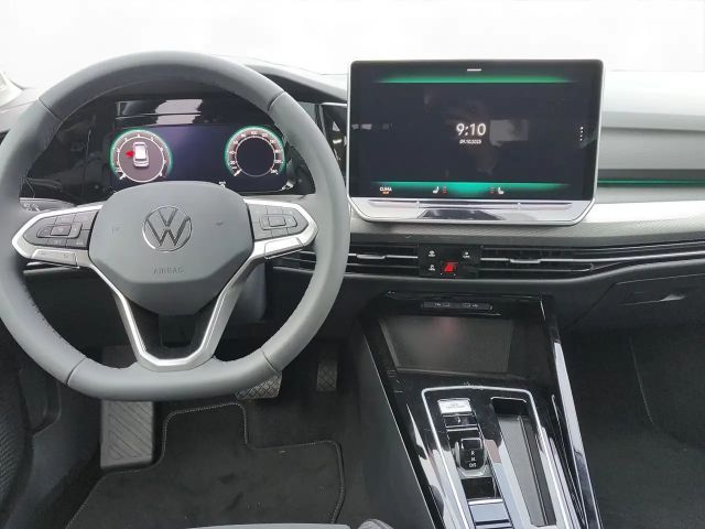 Volkswagen Golf 1.5 eTSI Golf VIII Style