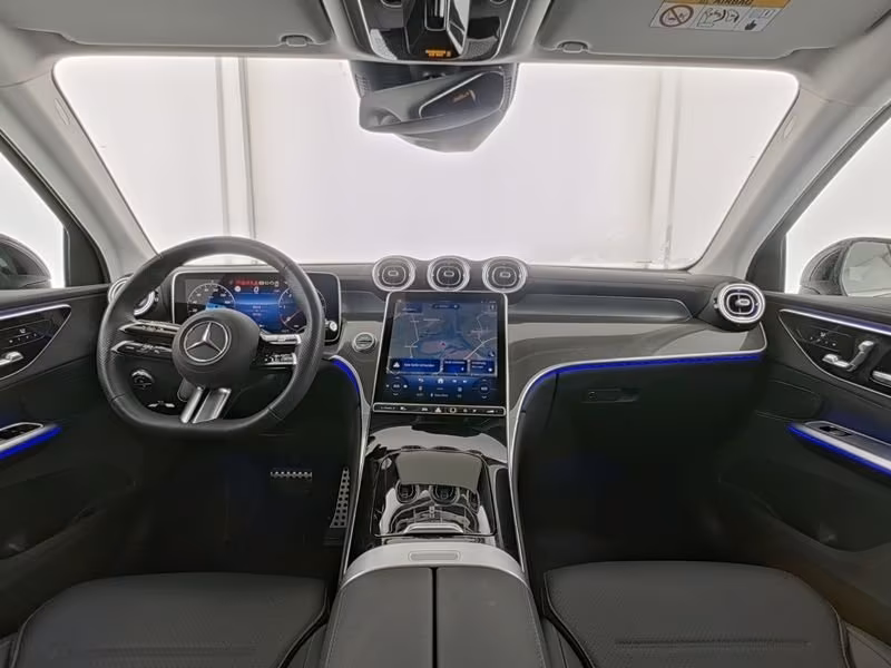 Mercedes-Benz GLC 300 4MATIC AMG Line GLC 300 d
