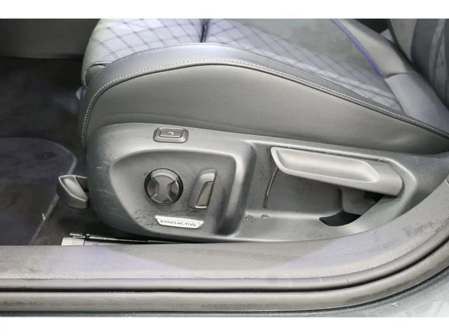 Volkswagen Passat 2.0 TDI R-Line Variant