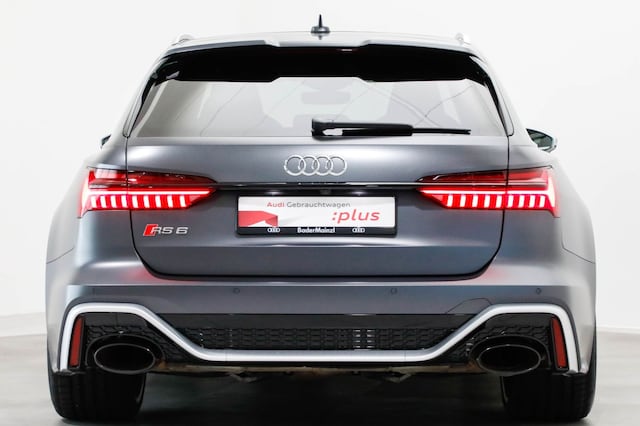 Audi RS6 Avant Quattro