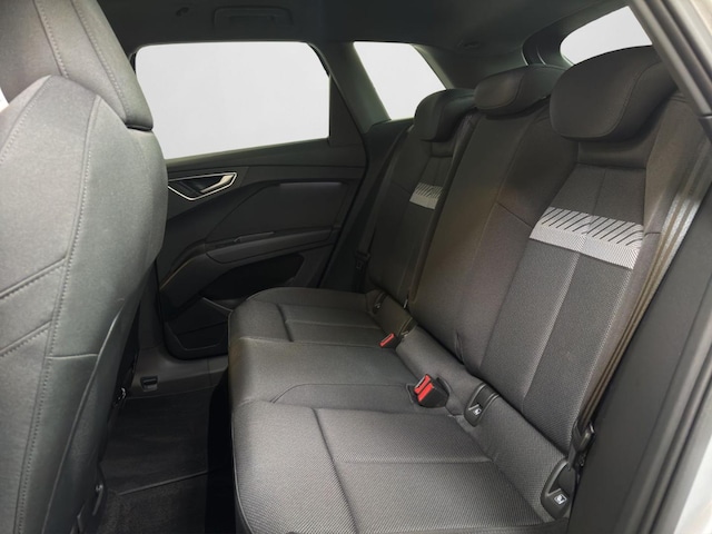 Audi Q4 e-tron SUV 45 e-tron Audi Q4 e-tron