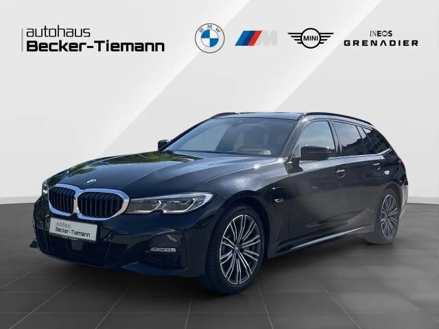 BMW 330 330e M-Sport Touring xDrive