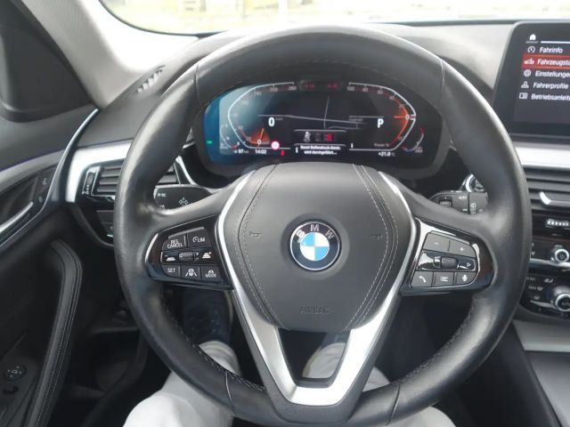 BMW 530 530d Touring xDrive