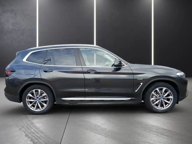 BMW X3 xDrive30e