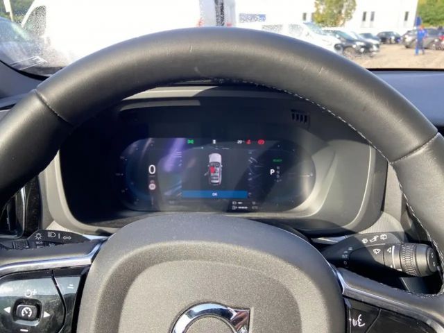 Volvo XC60 AWD Plus T8