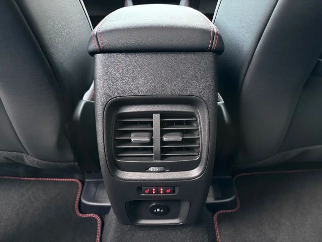 Ford Kuga Hybrid ST Line X